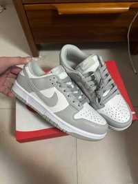 Nike dunk Low 37.5