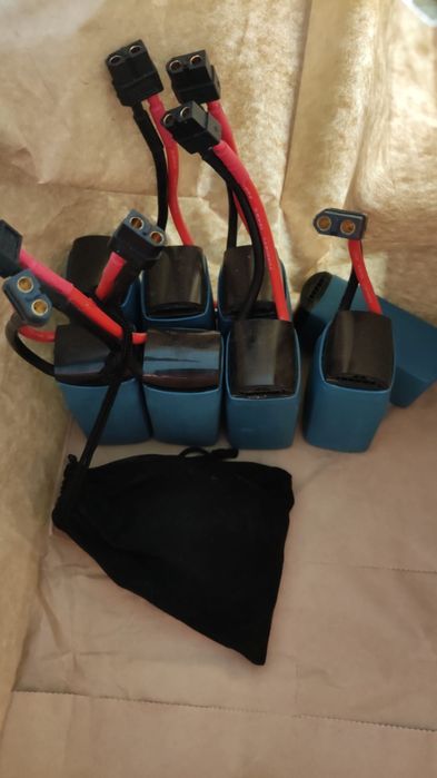 Akumulatory 8szt. LiPo 4s 1300mA 65C GRAPHENE TURNIGY