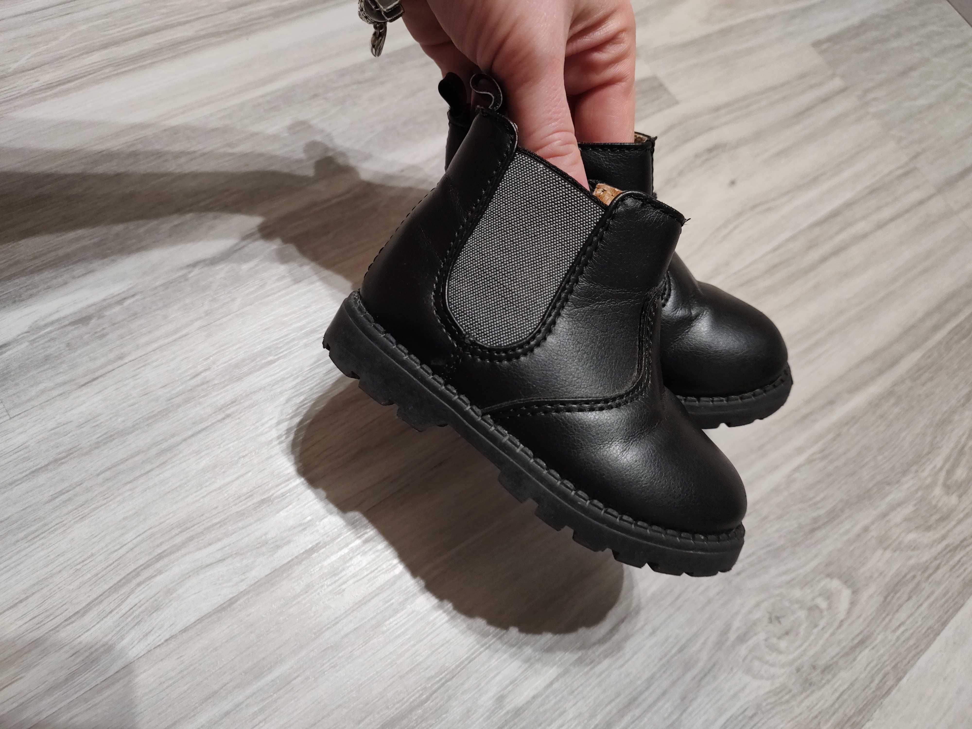 Eleganckie botki buty h&m czarne 20/21 półbuty sztyblety Zara