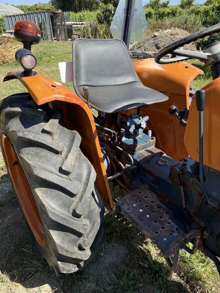 KUBOTA L225 em excelente estado