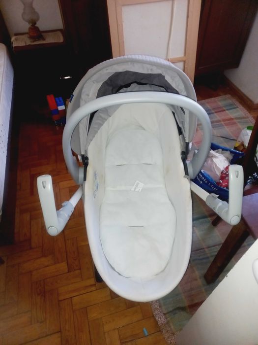 Carrinho da Chicco com Alcofa