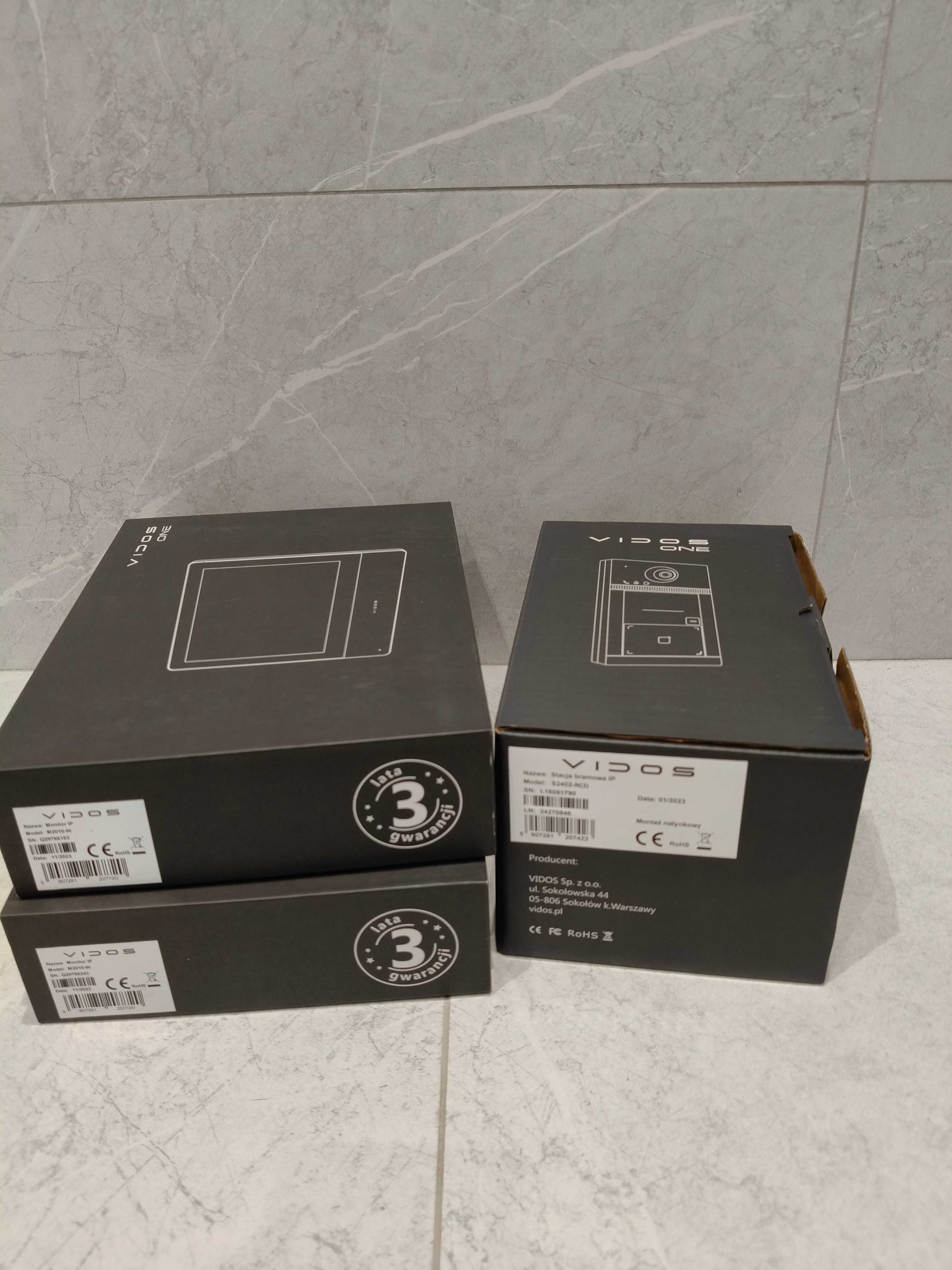 Wideodomofon dwurodzinny VIDOS ONE IP S2402-N, 2 monitory VIDOS M2010W