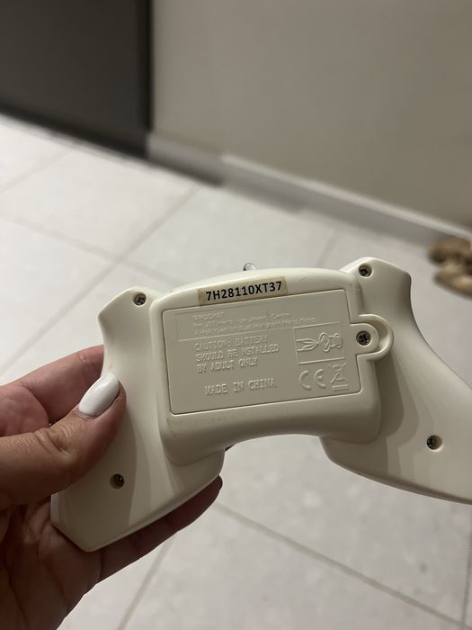 Робот на пульте управления