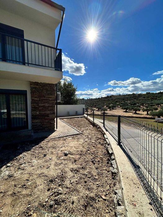 Moradia T2 Nova - Mirandela, em fase de Acabamentos