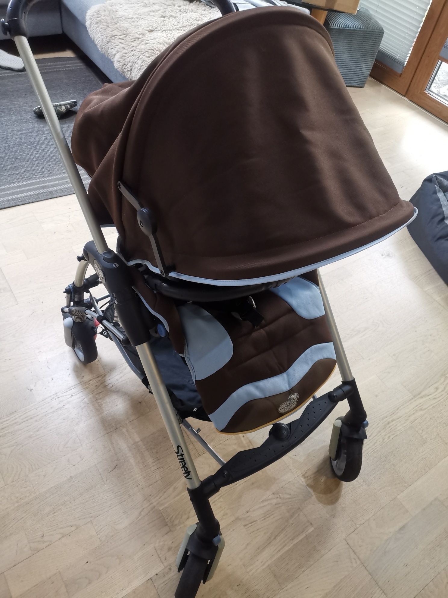 Spacerówka Bebe Comfort plus fotelik Maxi Cosi