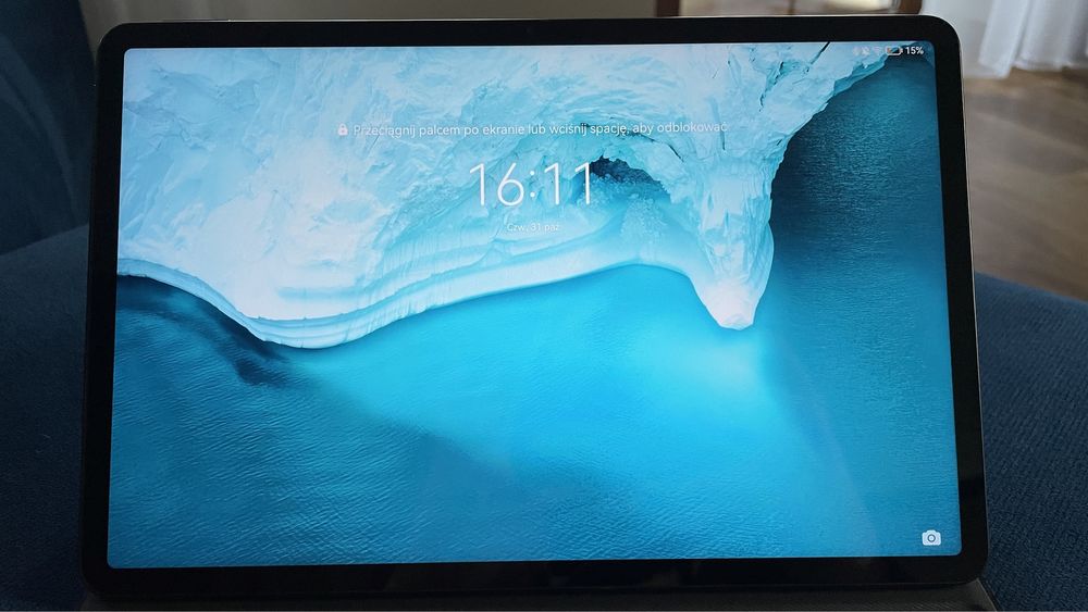 Huawei matepade 11 + etui z klawiaturą