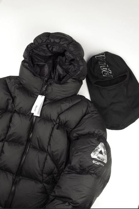 [БЕЗ ПРЕДОЛАТИ] куртка palace на зиму