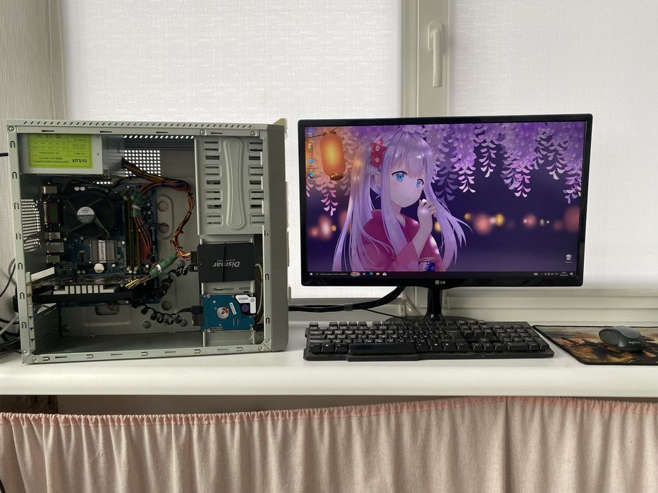 игровой рабочий пк из 2000х :)