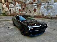 Dodge Challenger SRT8