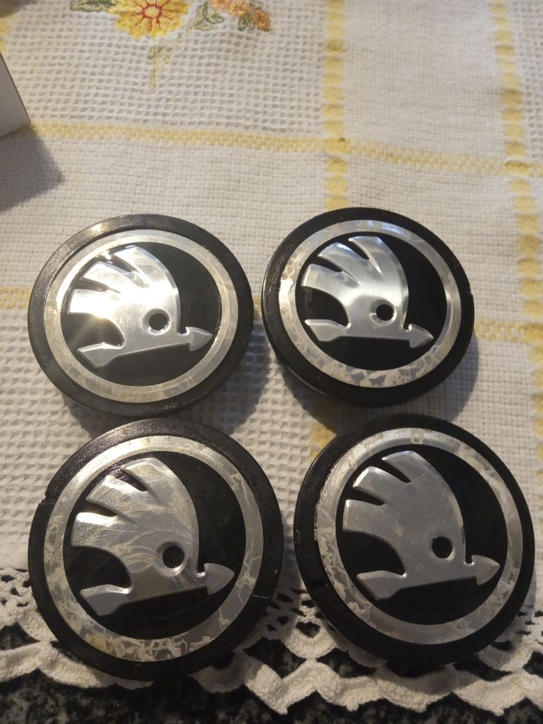 Tampões para jantes Skoda.