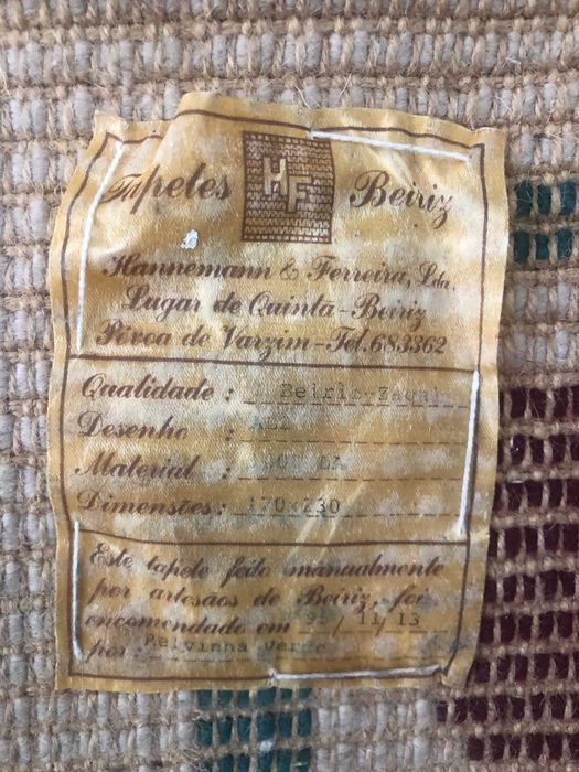Carpete de Beiriz feita à mão , pelo alto MUITO BOM ESTADO