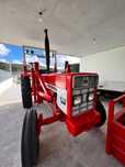 Trator International 383