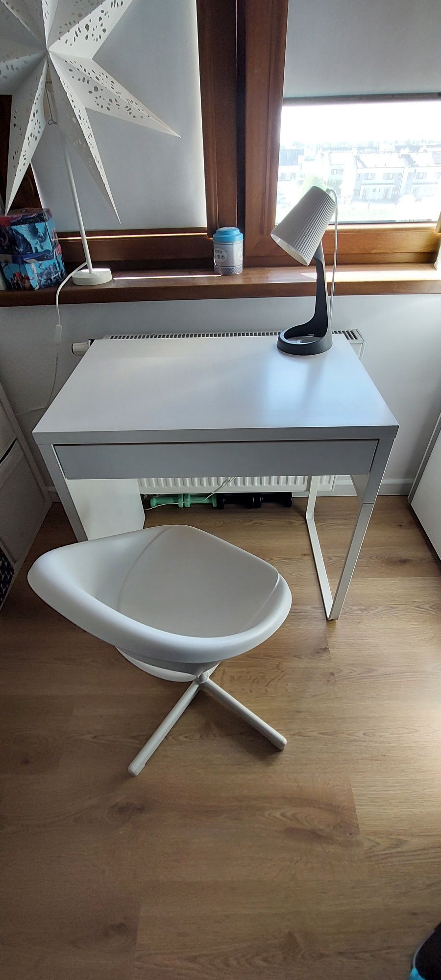 ZESTAW biurko krzeslo lampka IKEA