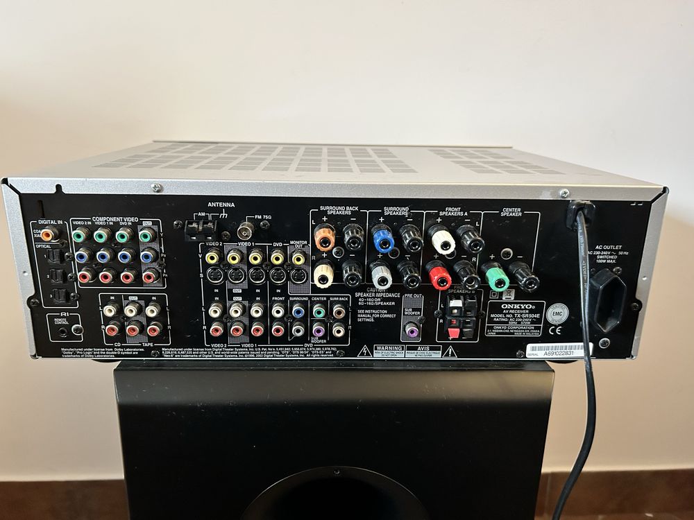 Zestaw kina domowego ONKYO, głośniki quadral i subwoofer  Magnat