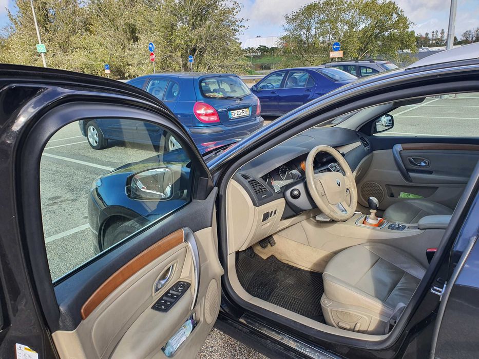 Renault Laguna Break 2.0 dCi Dynamique S 4 control -