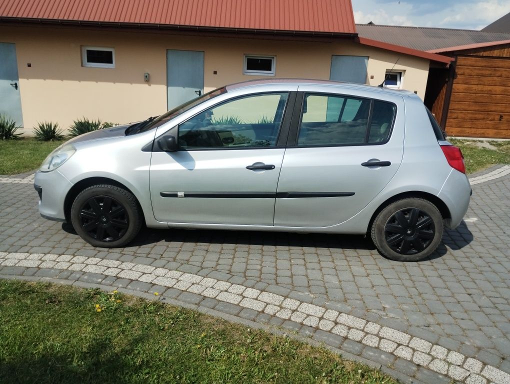 RENAULT CLIO 3, 1.2 55kW Benzyna+LPGStag 2006r.