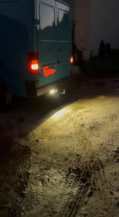Гарантія! Фото! Додаткова фара заднього ходу на бампер!