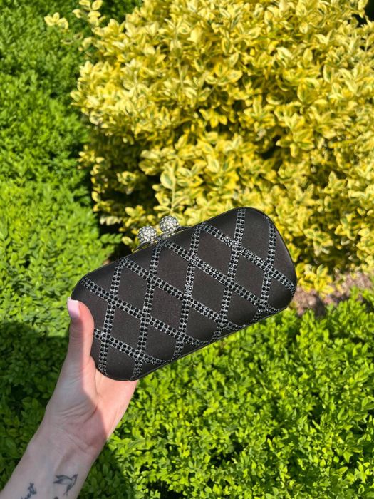 Клатч  жіночий  ідеальний