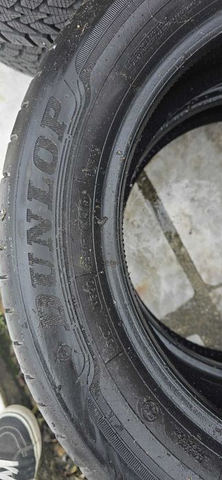 2 X  Pneus Dunlop 185/60 R15
