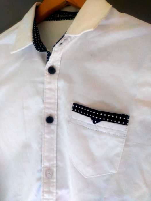 Fato de criança (casaco, calça e camisa)