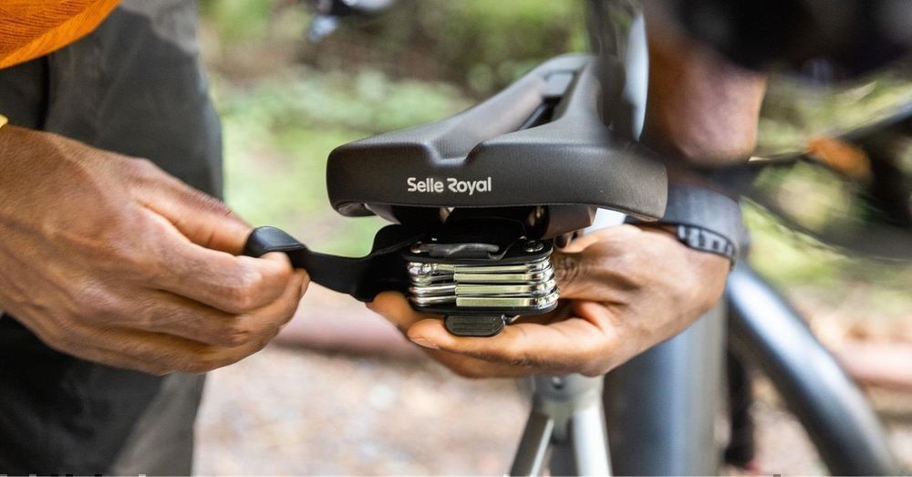 Siodło Selle Royal Vaia Athletic + Multi-Tool