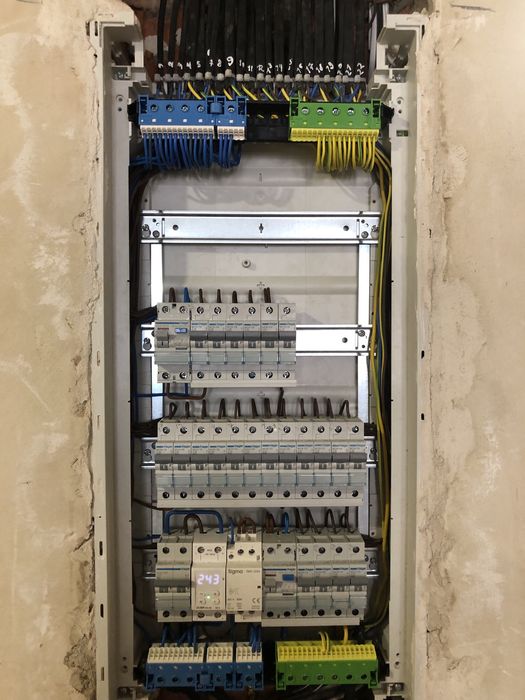 Електрик/електромонтаж