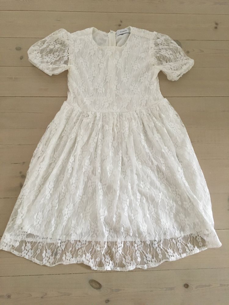Sukienka koronkowa Reserved 158+Bluza Reserved
