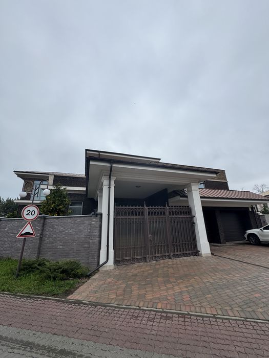 Сосновий Берег, затишний будинок для комфортного життя!