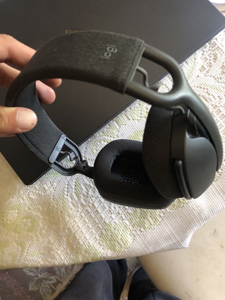 Headset logitech wireless.