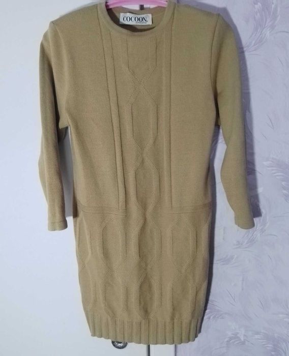 Теплое трикотажное платье размер  48