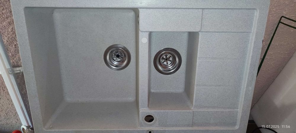 Продам каменную мойку, 2-х секционную, Италия