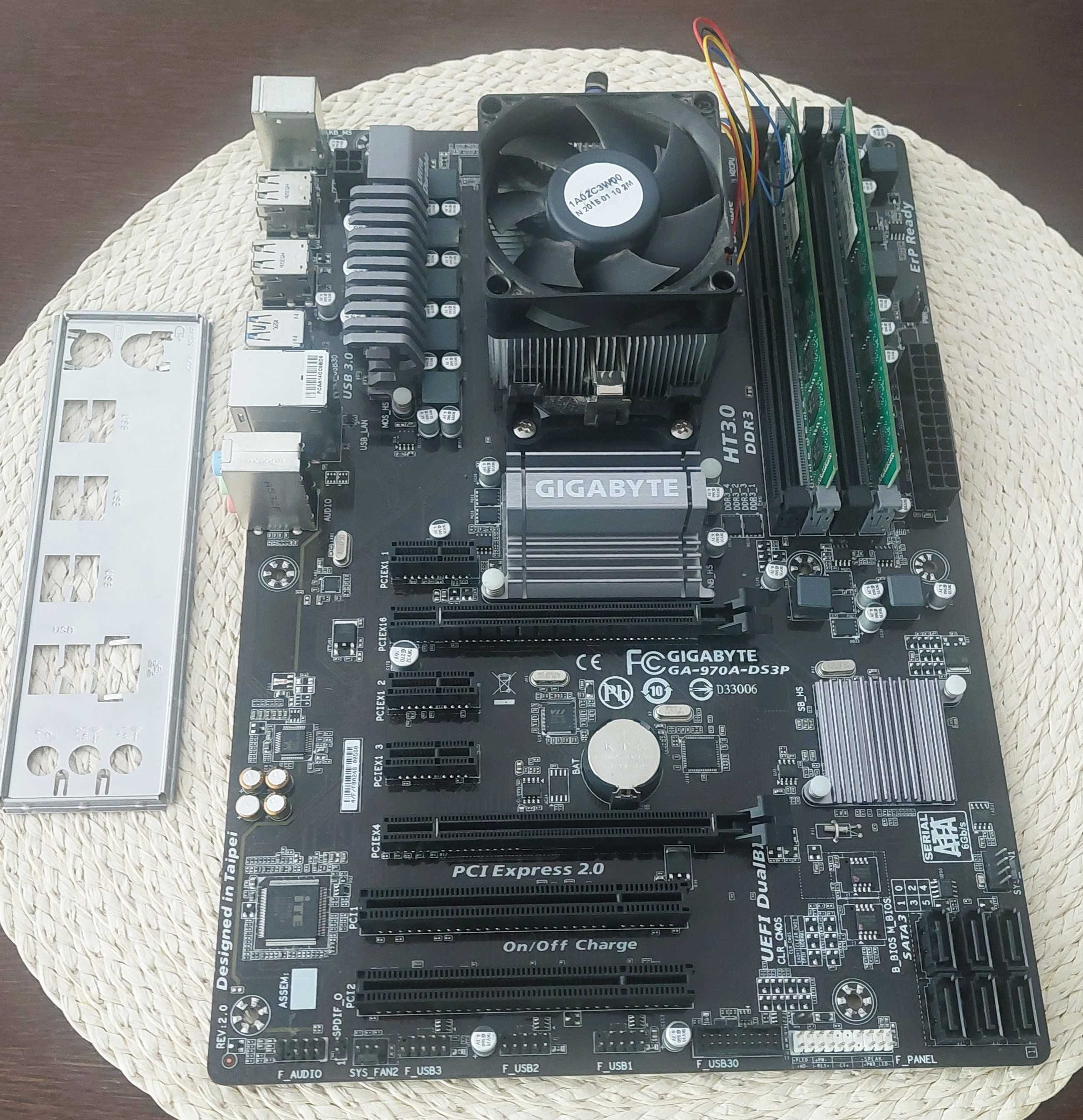 Zestaw Gigabyte 970A-DS3P + AMD FX-4300 + GOODRAM DDR3 8GB