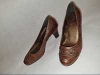 Skórzane buty damskie, czółenka, Franco Battaglia, r 36