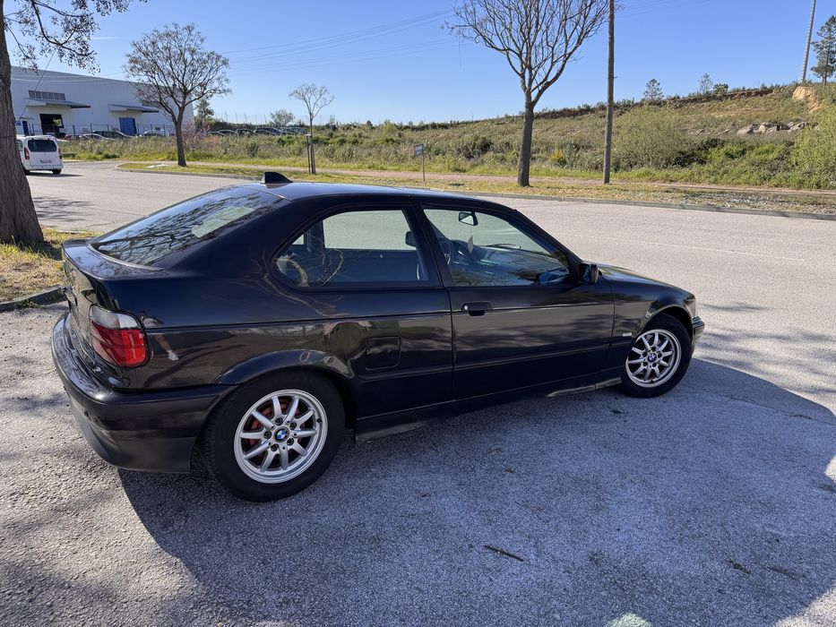 BMW E36 318 TDS Compact