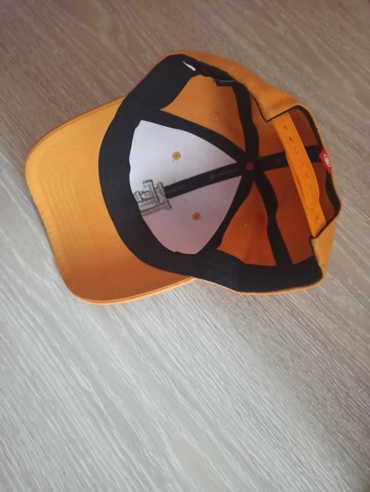 продаються Кепки