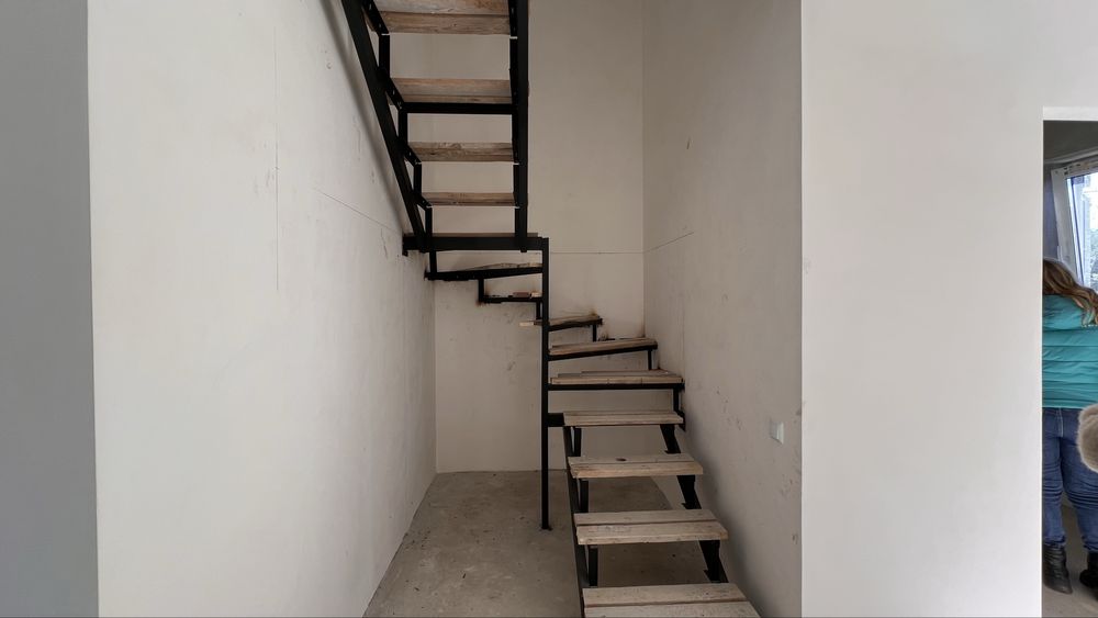 Будинок з чистовими роботами ближні Зарванці