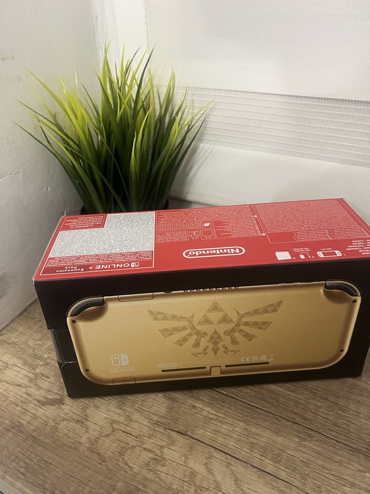 Nimtendo switch lite hyrule edition