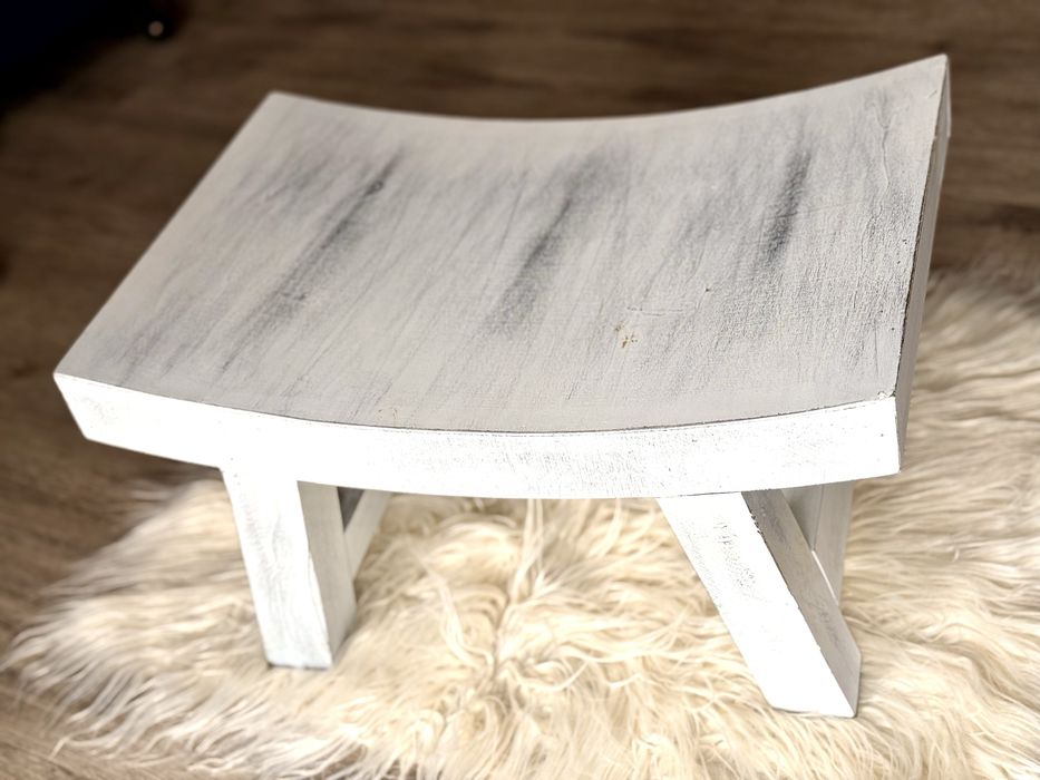 Banco rústico branco vintage fotografia criança