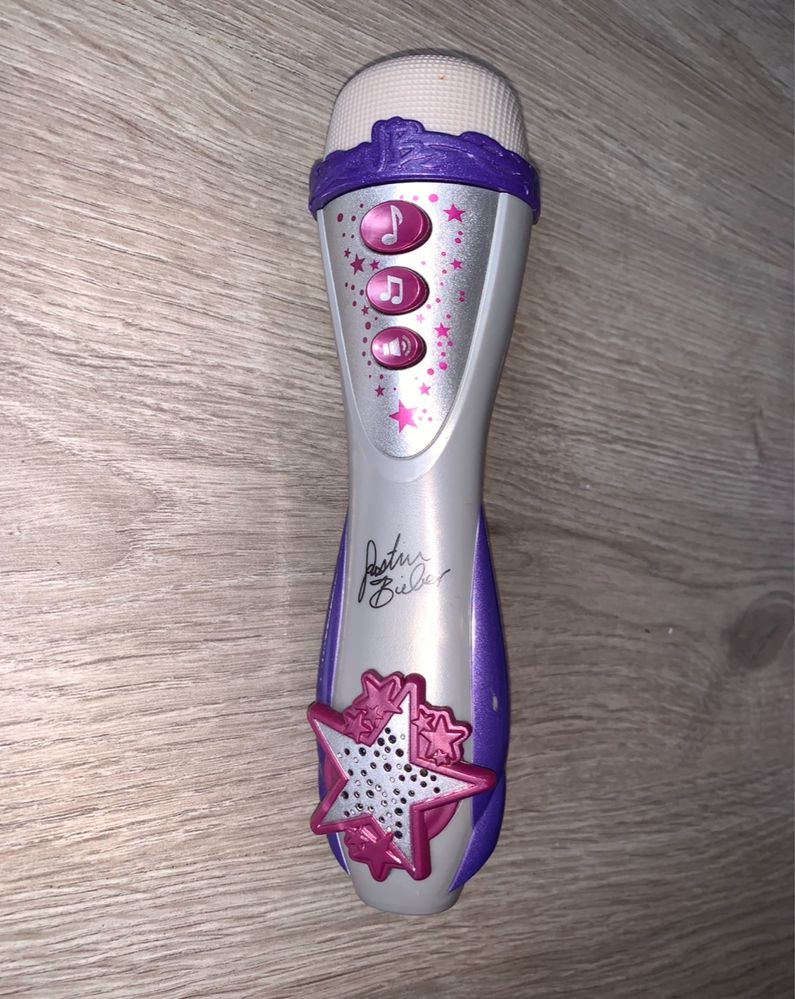 Микрофон музыкальниы