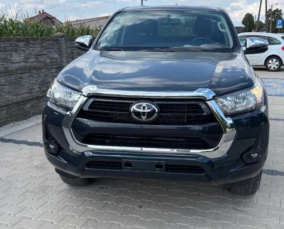 Разборка Toyota Hilux двері бампрера крила фари скло