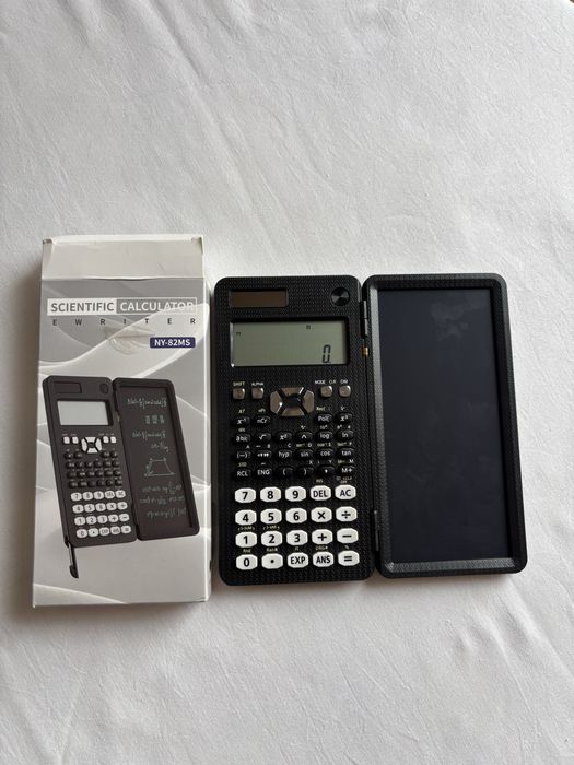 Naukowe kalkulatory z wymazywalnym notatnikiem