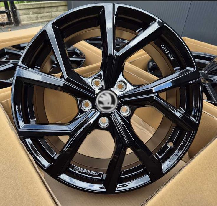 Felgi 18  do SKODA Karoq, Kodiaq, OCTAVIA, SUPERB Enyaq IV 5x112