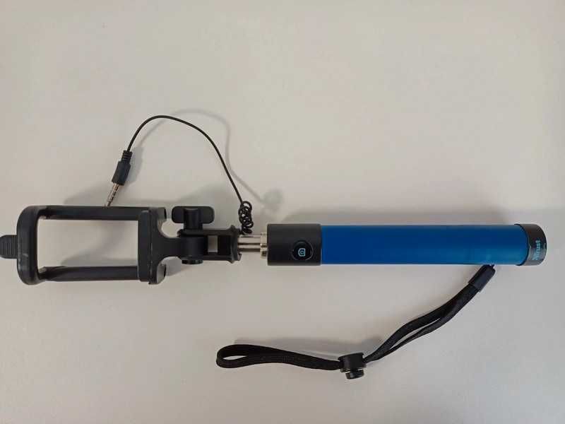 Selfie-stick przewodowy