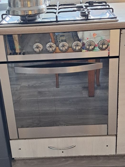 Kuchnia gazowo elektryczna do zabudowy