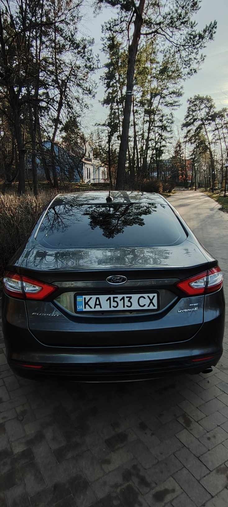 Продам Ford Fusion hybrid USA 2015