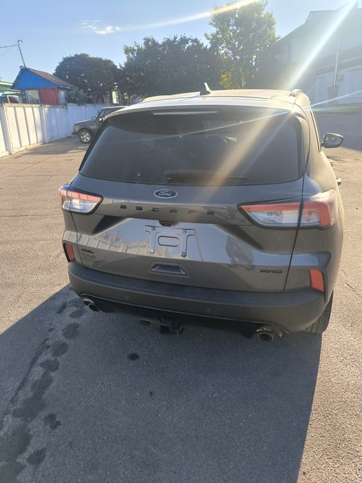 Продам щойно пригнане авто із США FORD ESCAPE