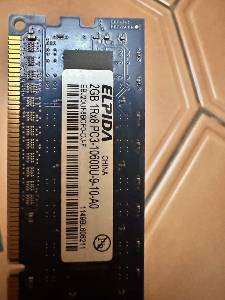 Продажа планки оперативной памяти DDR3 2Gb