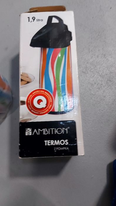 Termos z pompką nowy 1,9 litra metka ambition