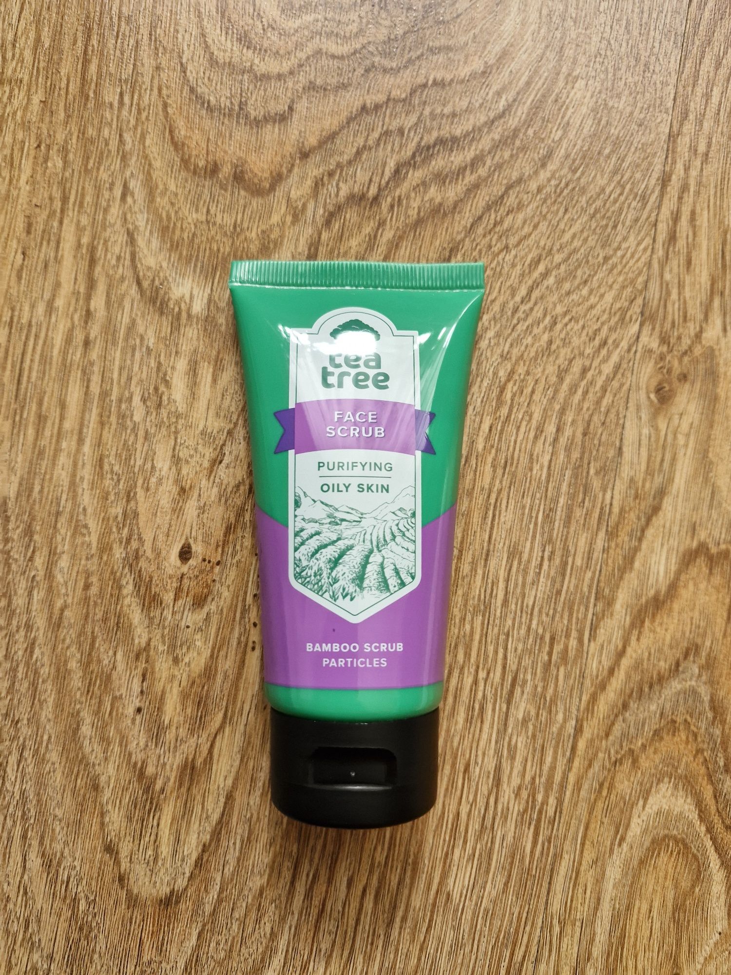 Peeling do twarzy Tea Tree z drzewem herbacianym