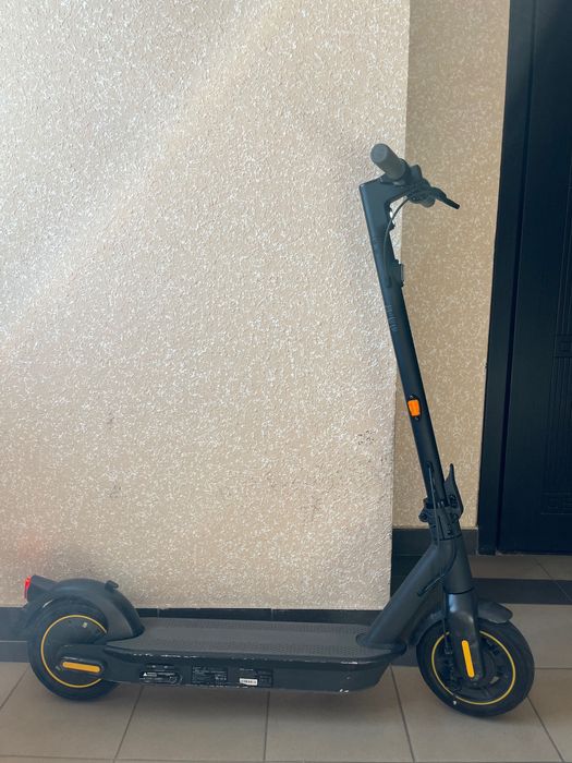 Ninebot KickScooter Max G30E ||